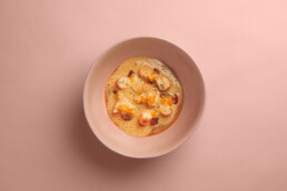 hummersuppe von tim raue food fotografie